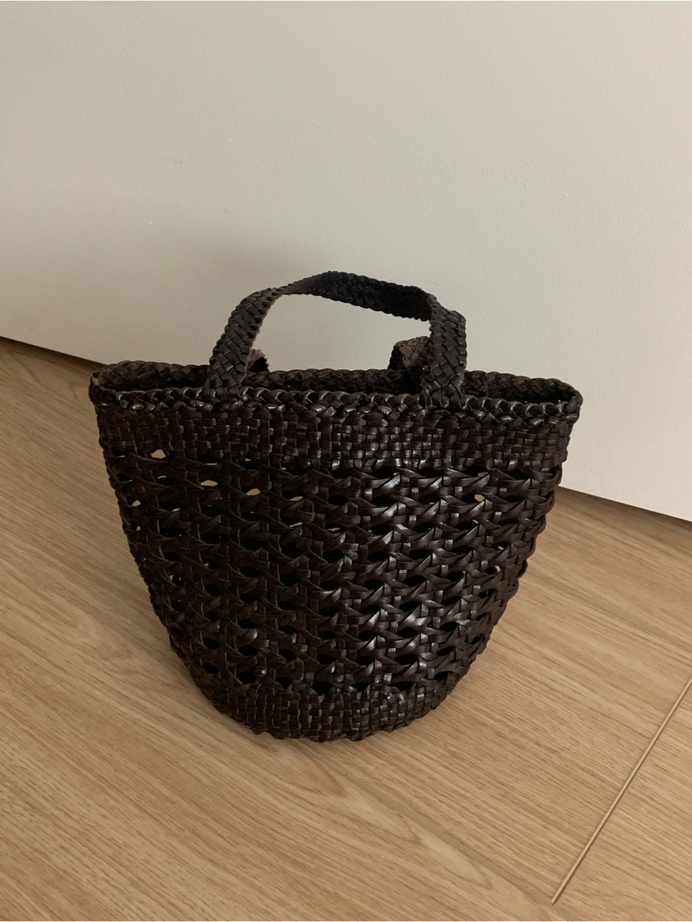 Dragon Diffusion Woven Basket Bag - Black - Picture 2 of 4